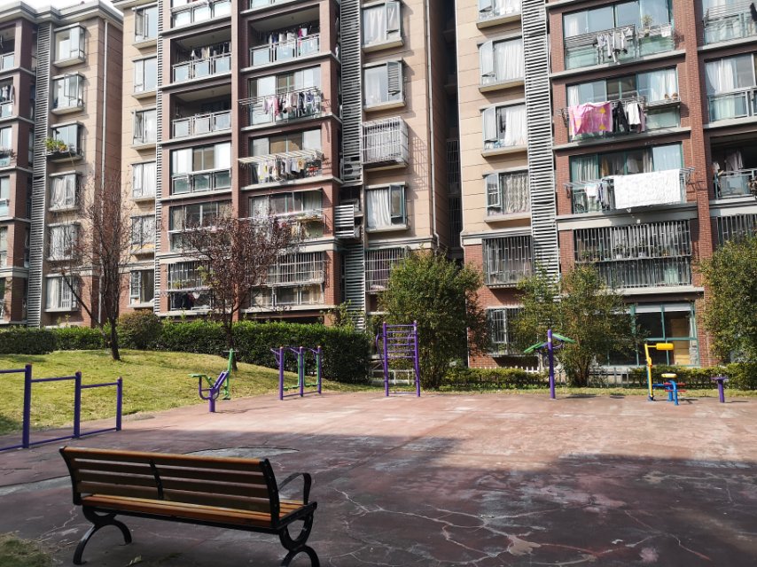 ����Է������