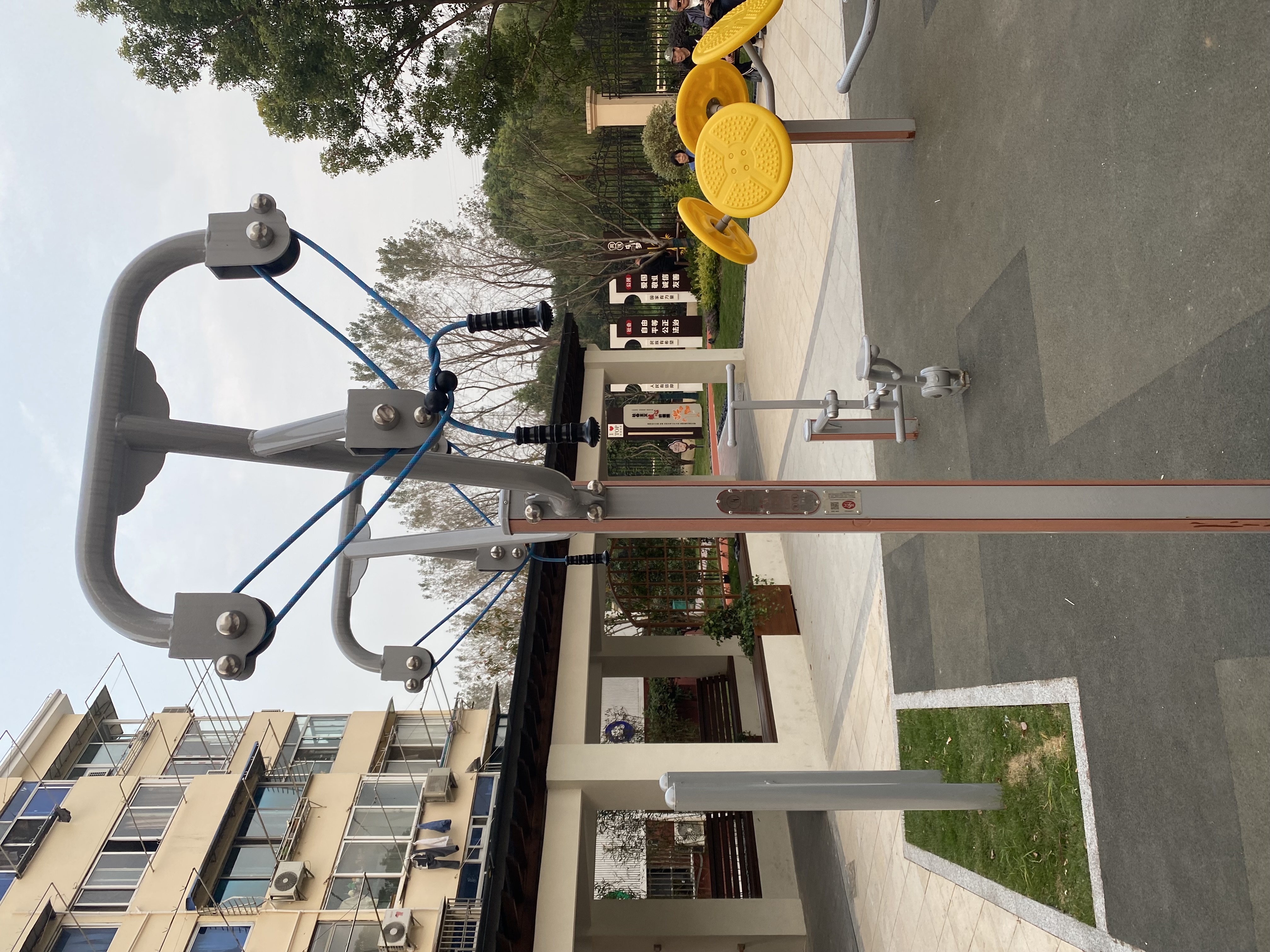 ��֫ǣ����