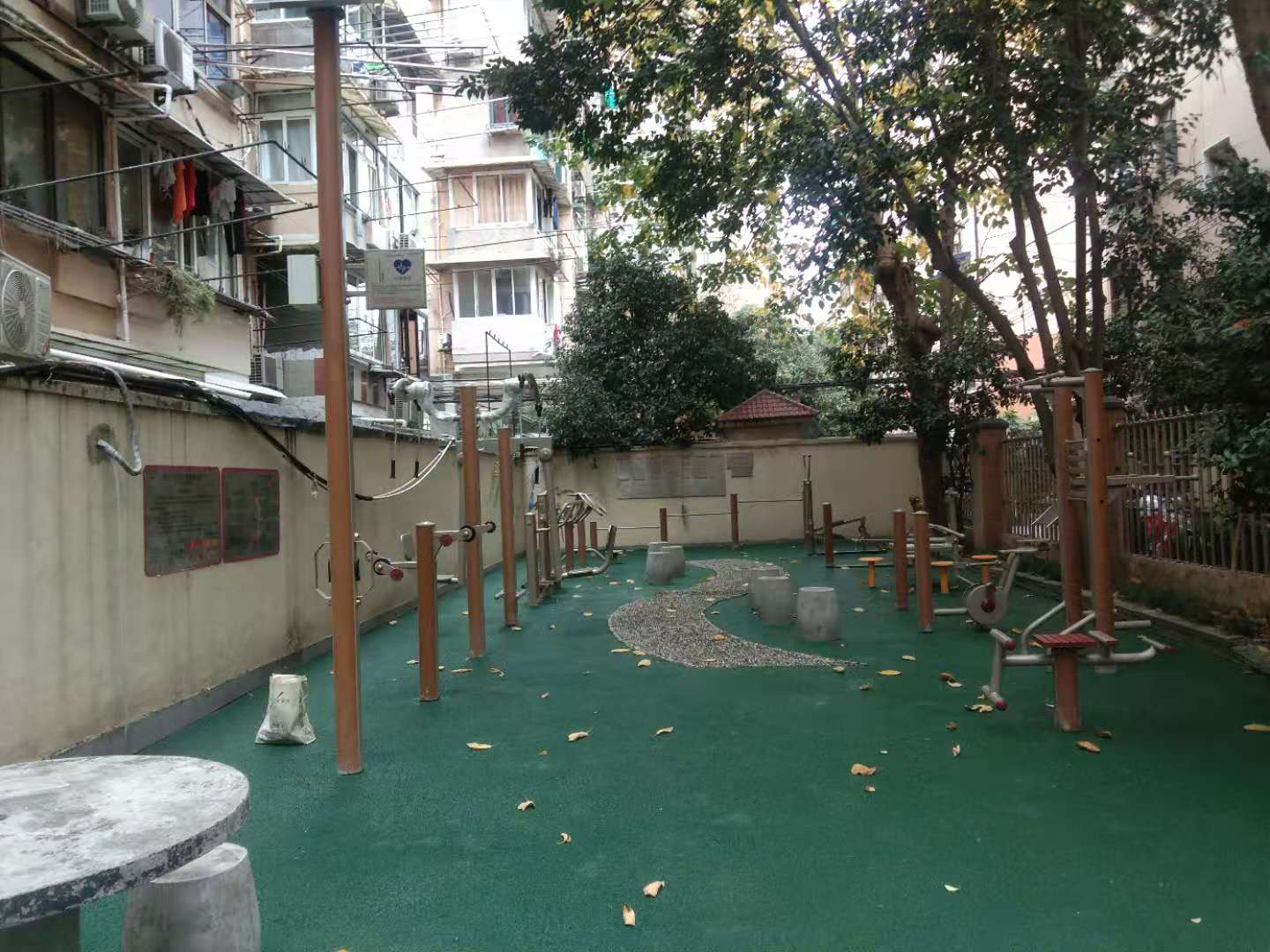 ����С���������ǽ�����