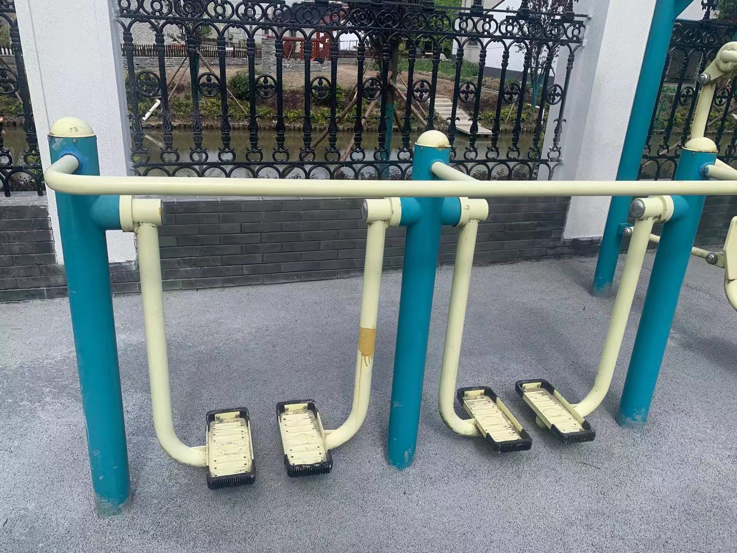 ��λ����̫��������