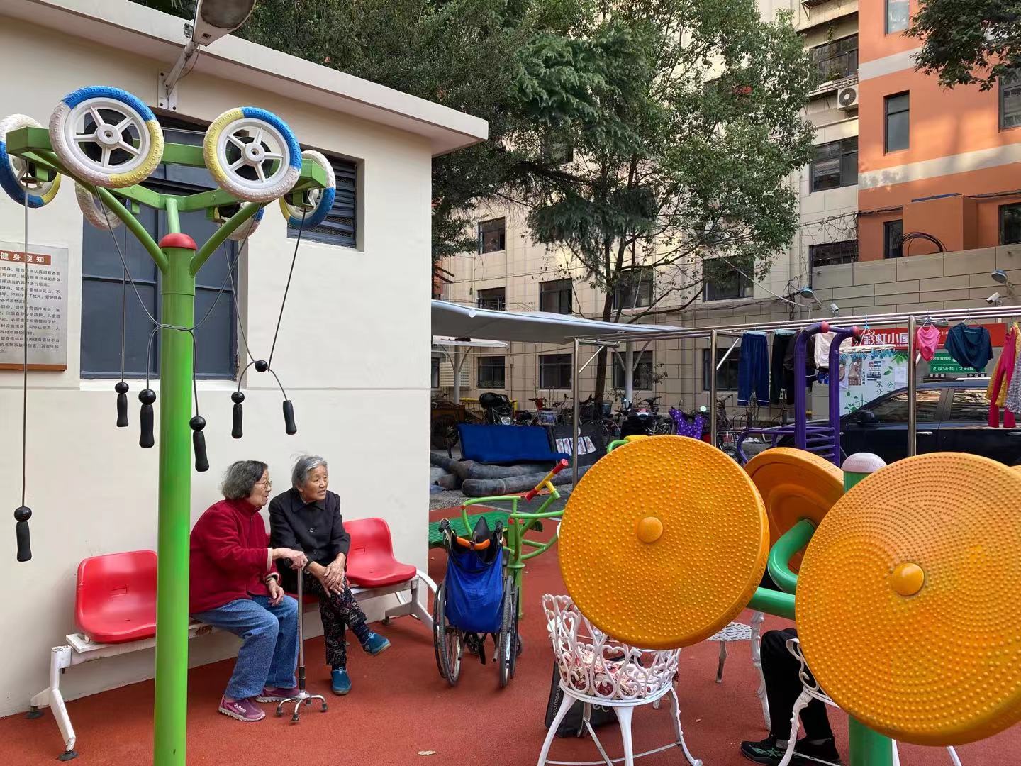 ެ�˾�ί����Է��