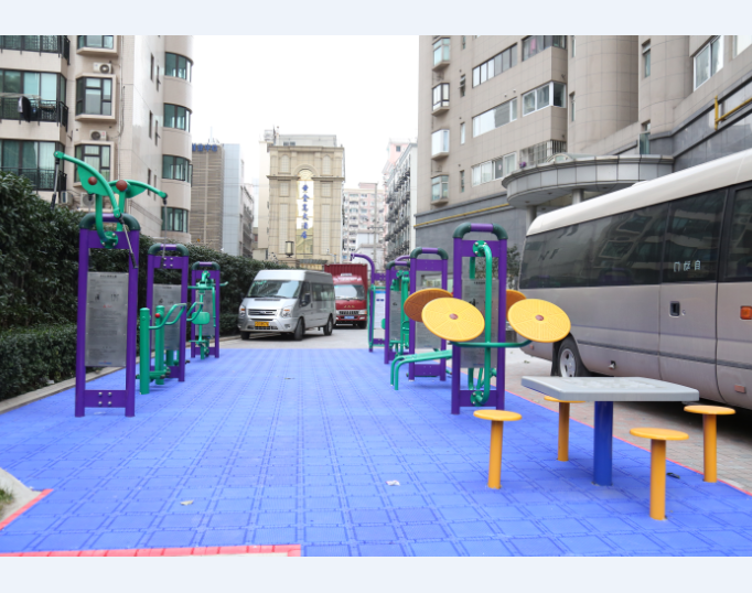 ��һ��ί���ǽ�����