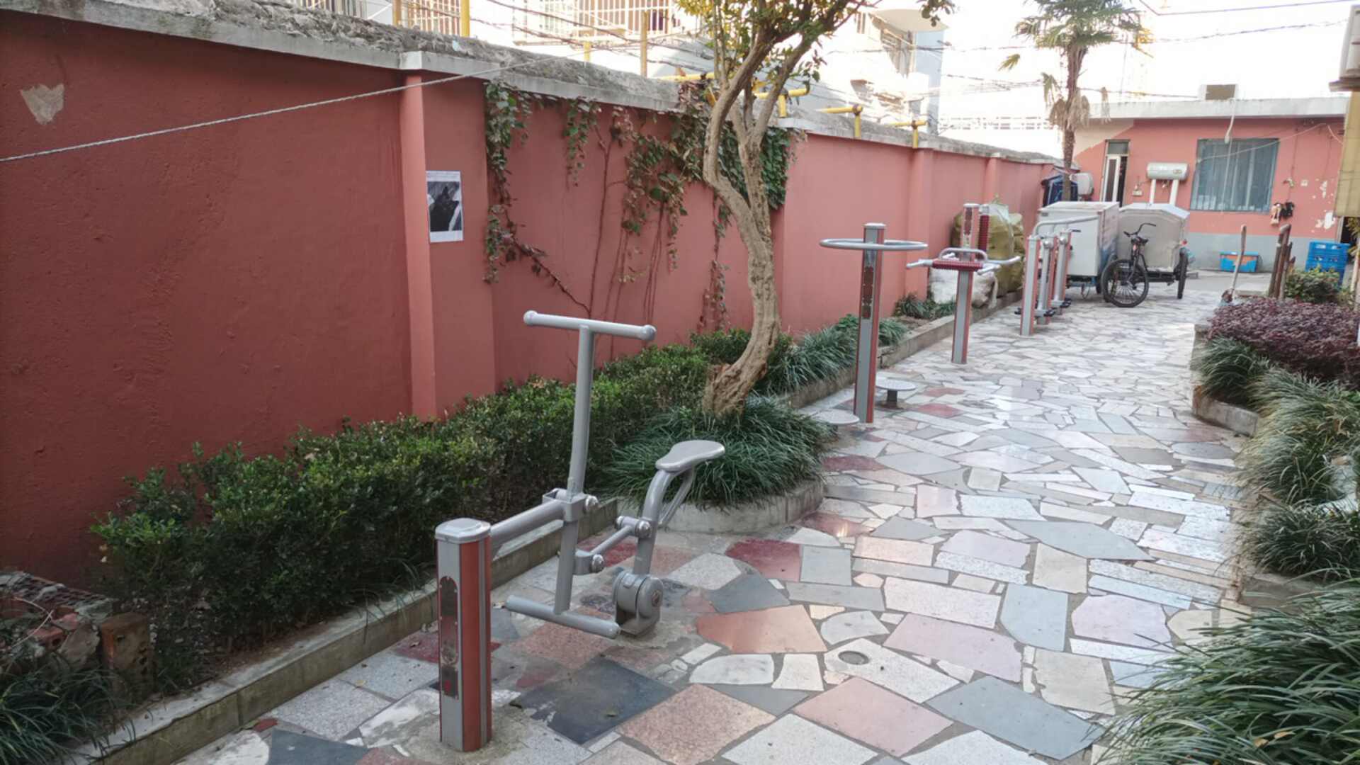 ʯȪ�ֵ��һ��ί���С������Է��