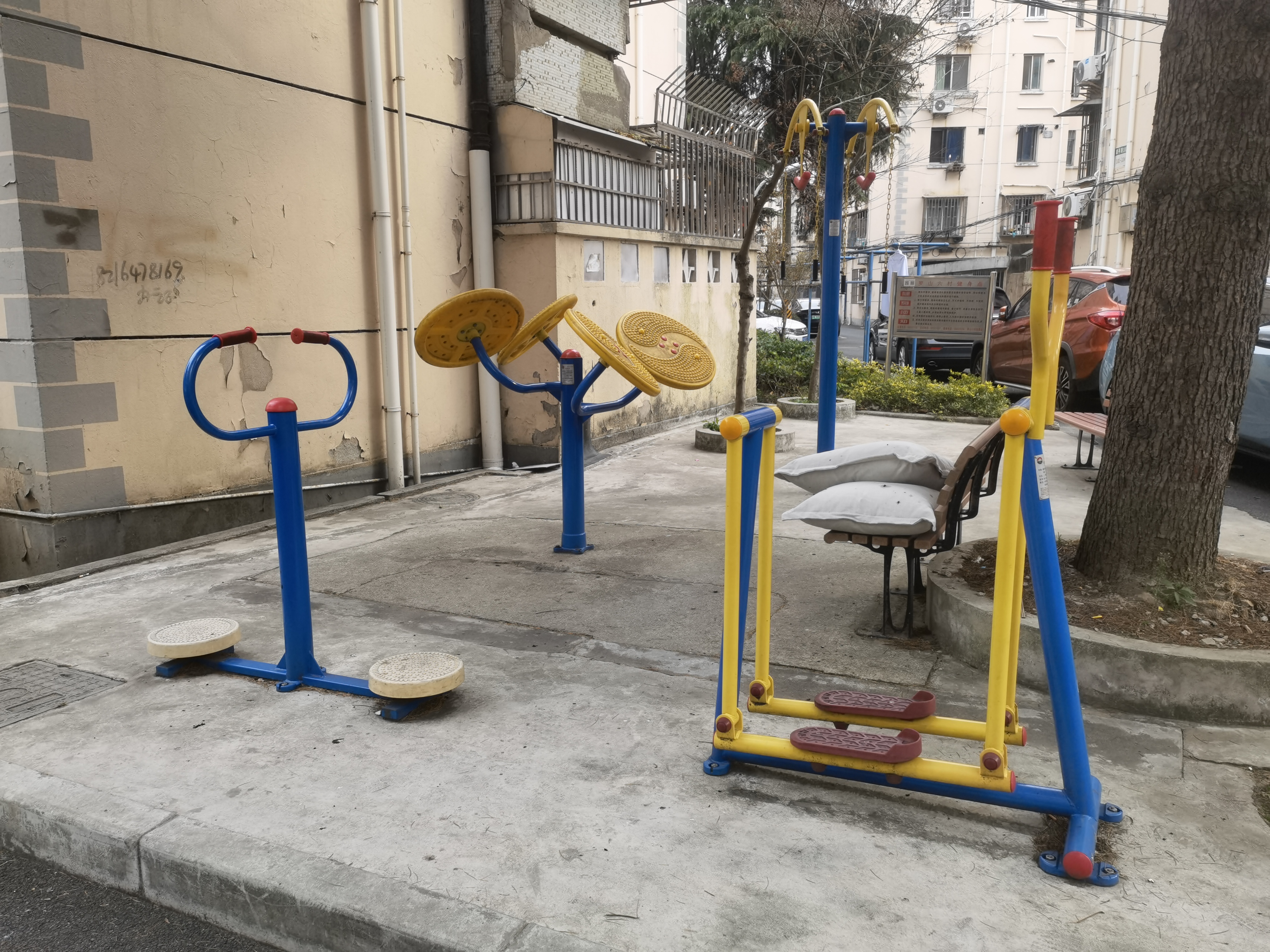 ��������Ŀ��·�ֵ�������ί�����㣨����·28Ū��