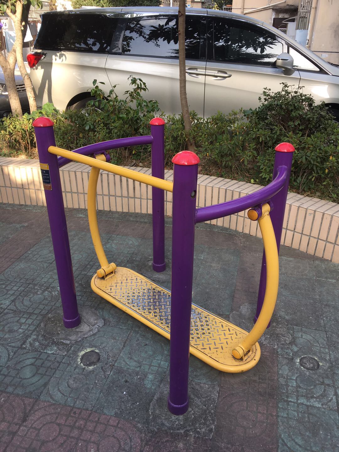 �ΰ彡����