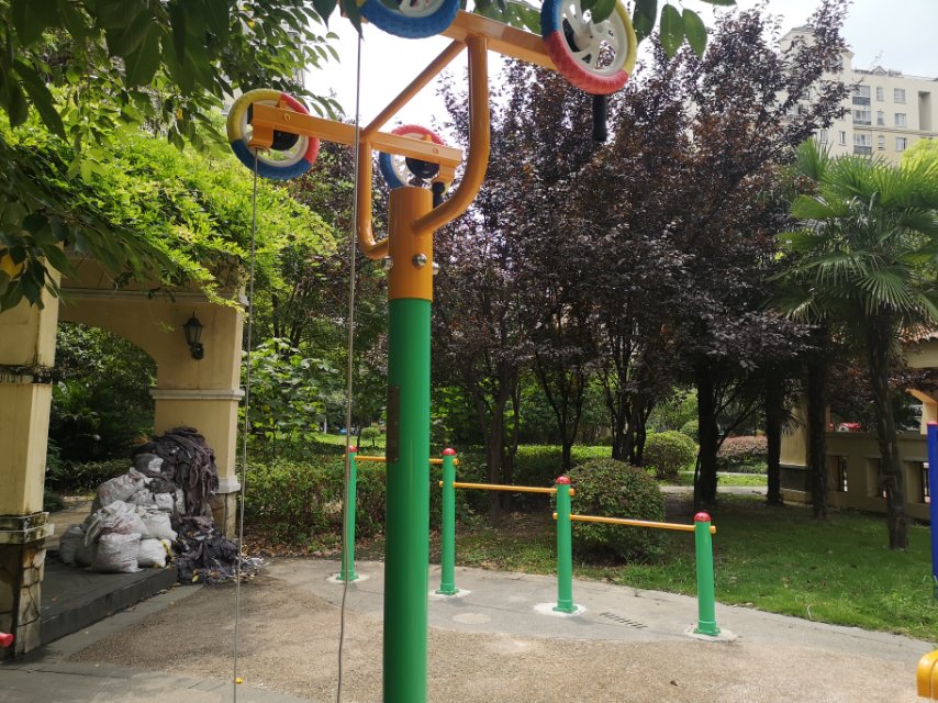 ��֫ǣ����