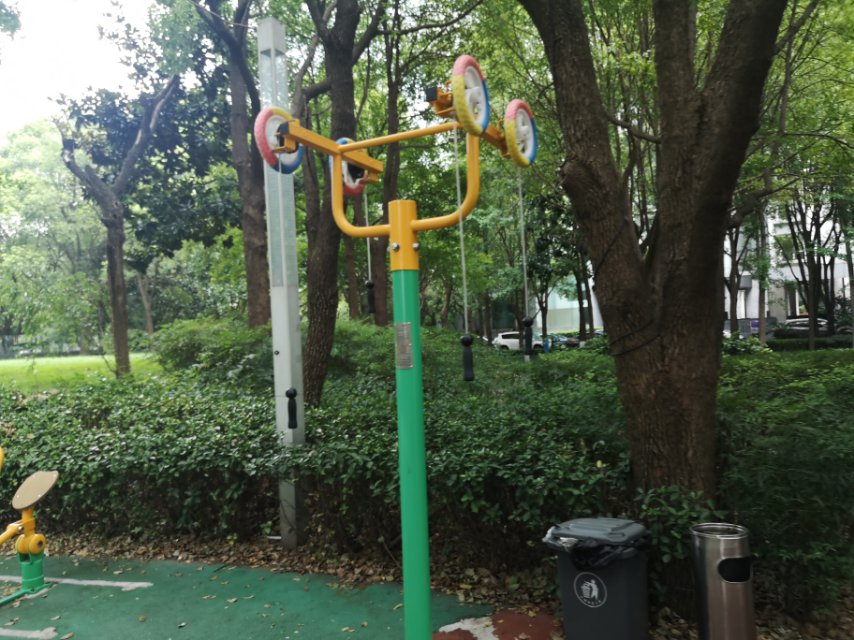 ��֫ǣ����