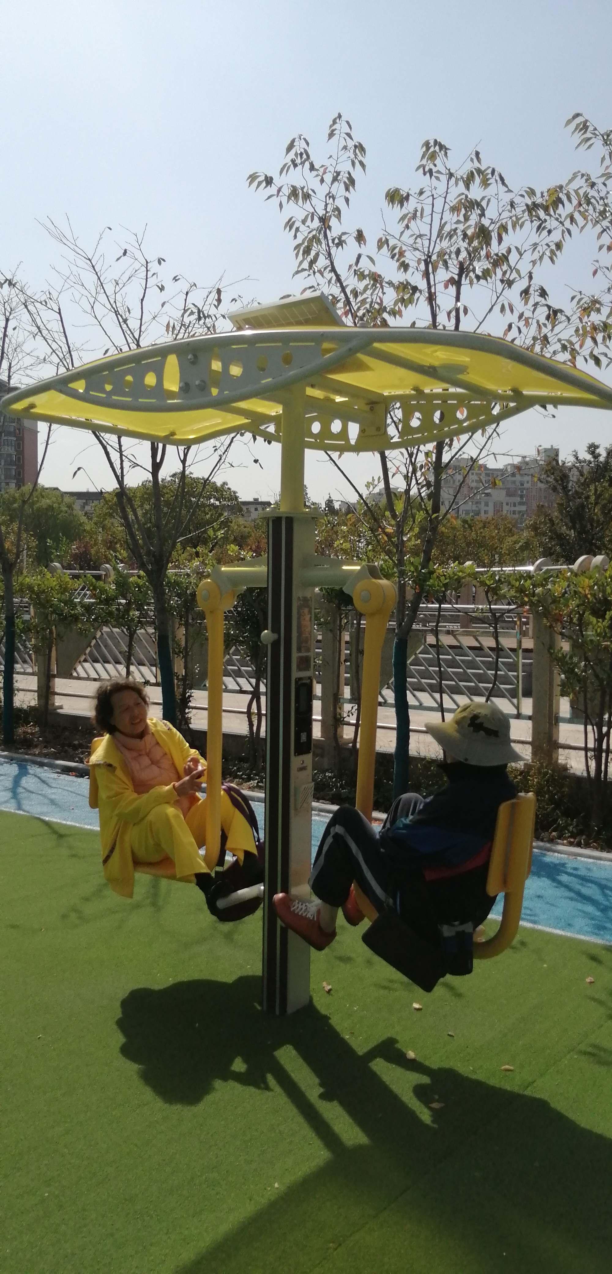 ˫λ��������ѵ����