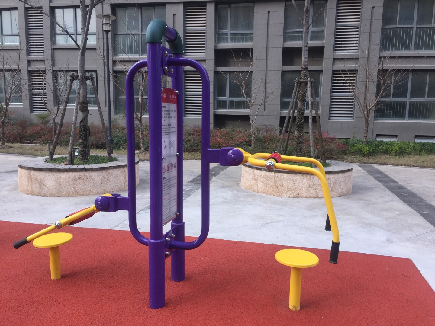 ˫���ܾ�����Ħ��