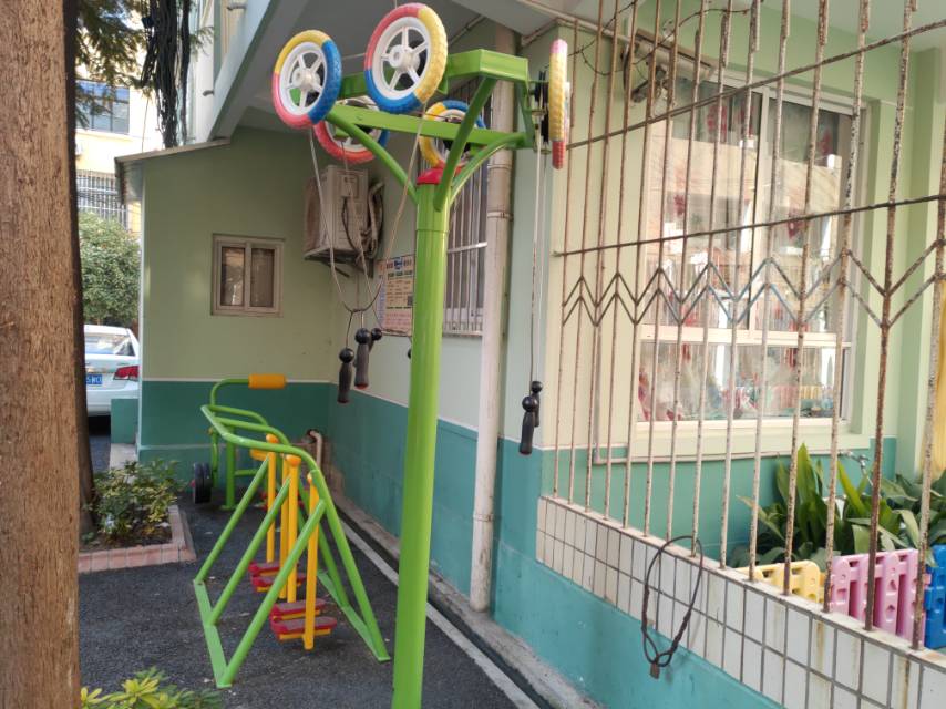 ������ί����Է��