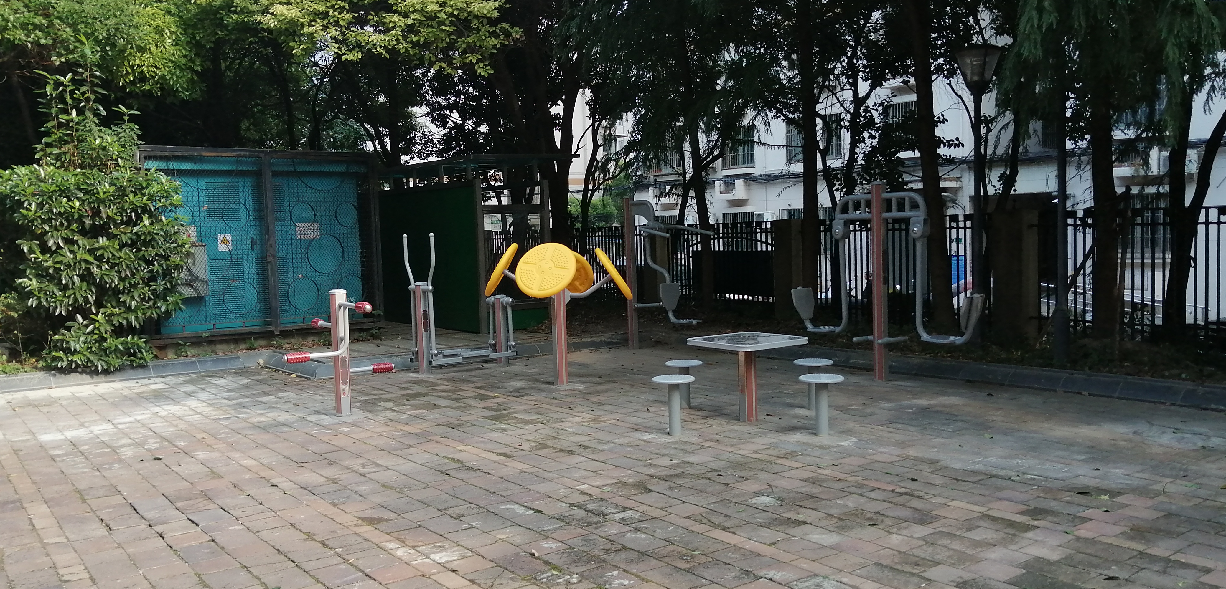 ������������·�ֵ���ɽ��·899Ū��ί�����㣨��ɽ��·899Ū������