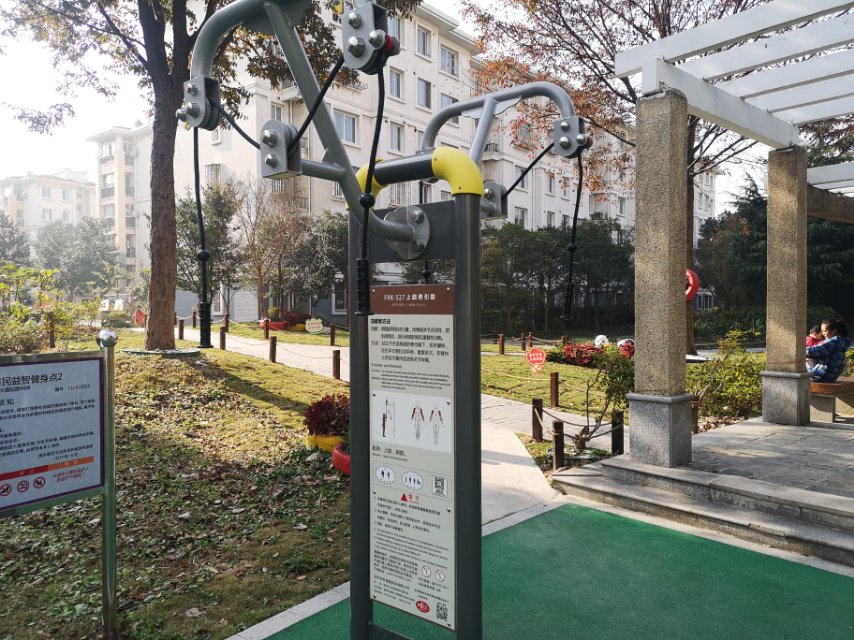 ��֫ǣ����