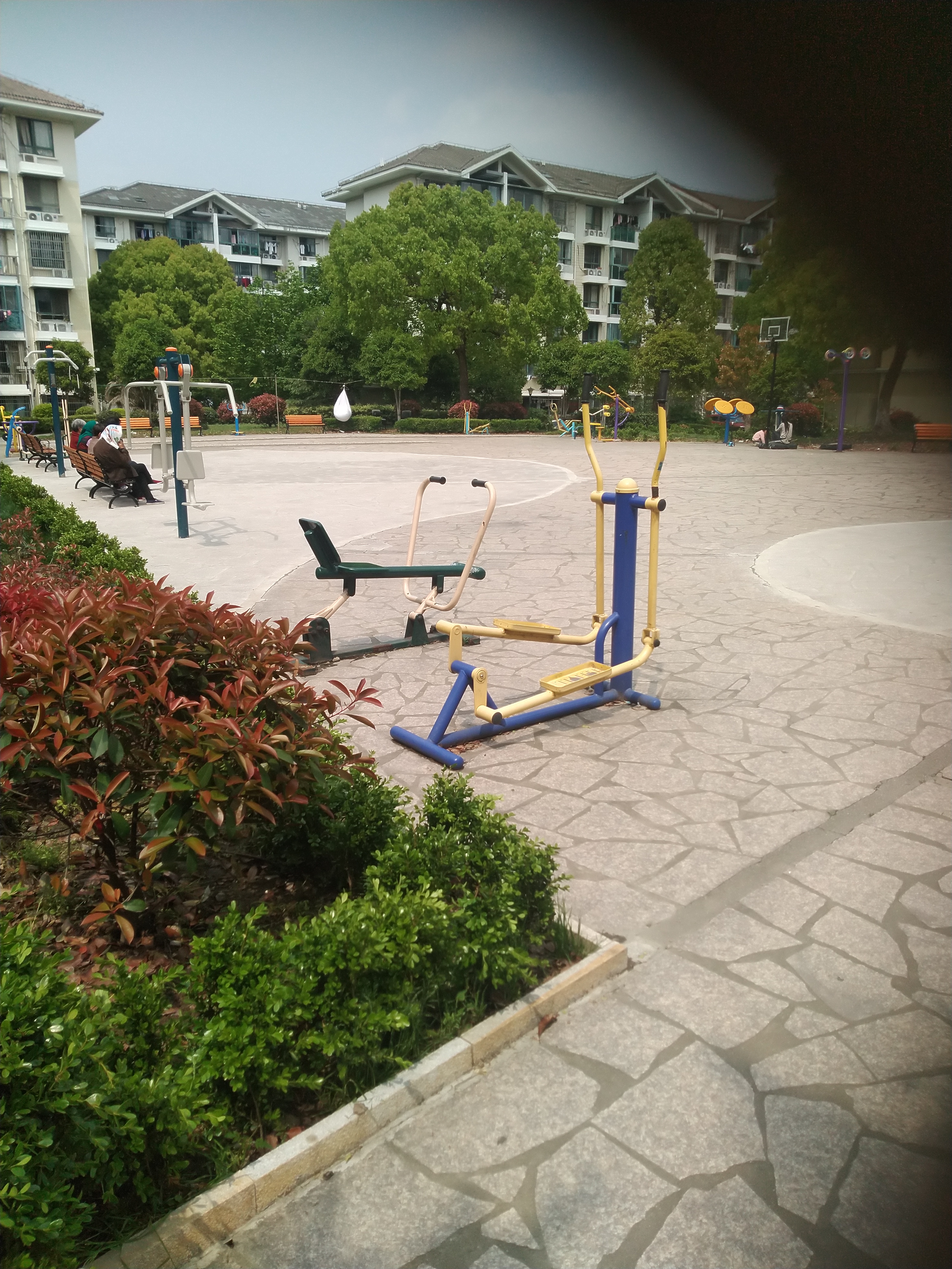 ����԰��Է������