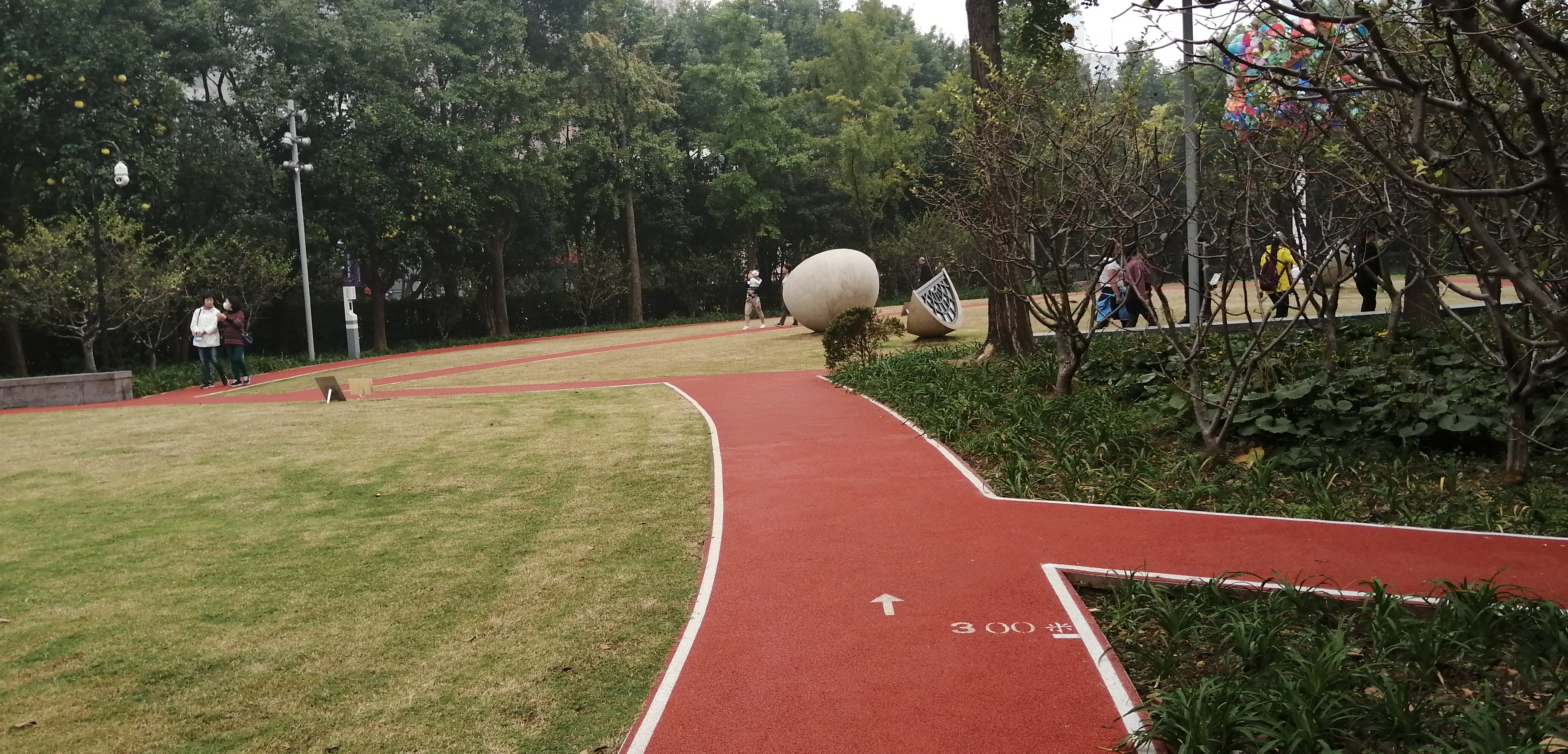 ���ܹ�԰����������