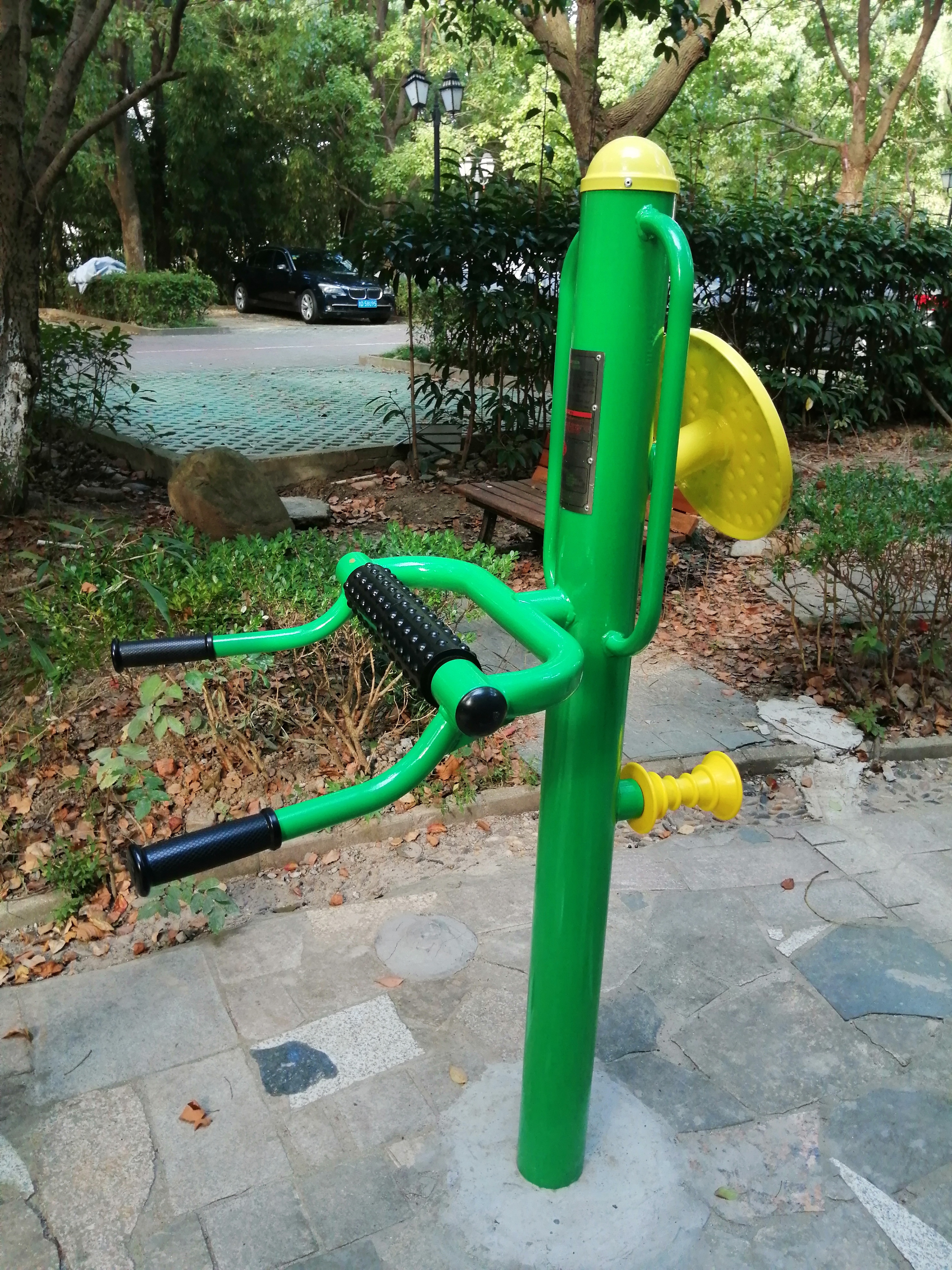 ˫���ܾ�����Ħ��