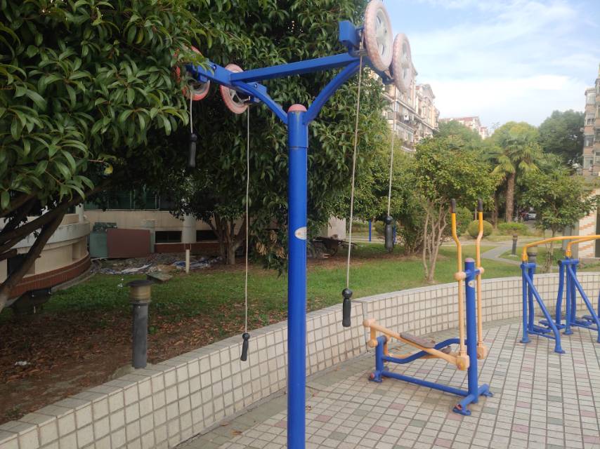 ��֫ǣ����