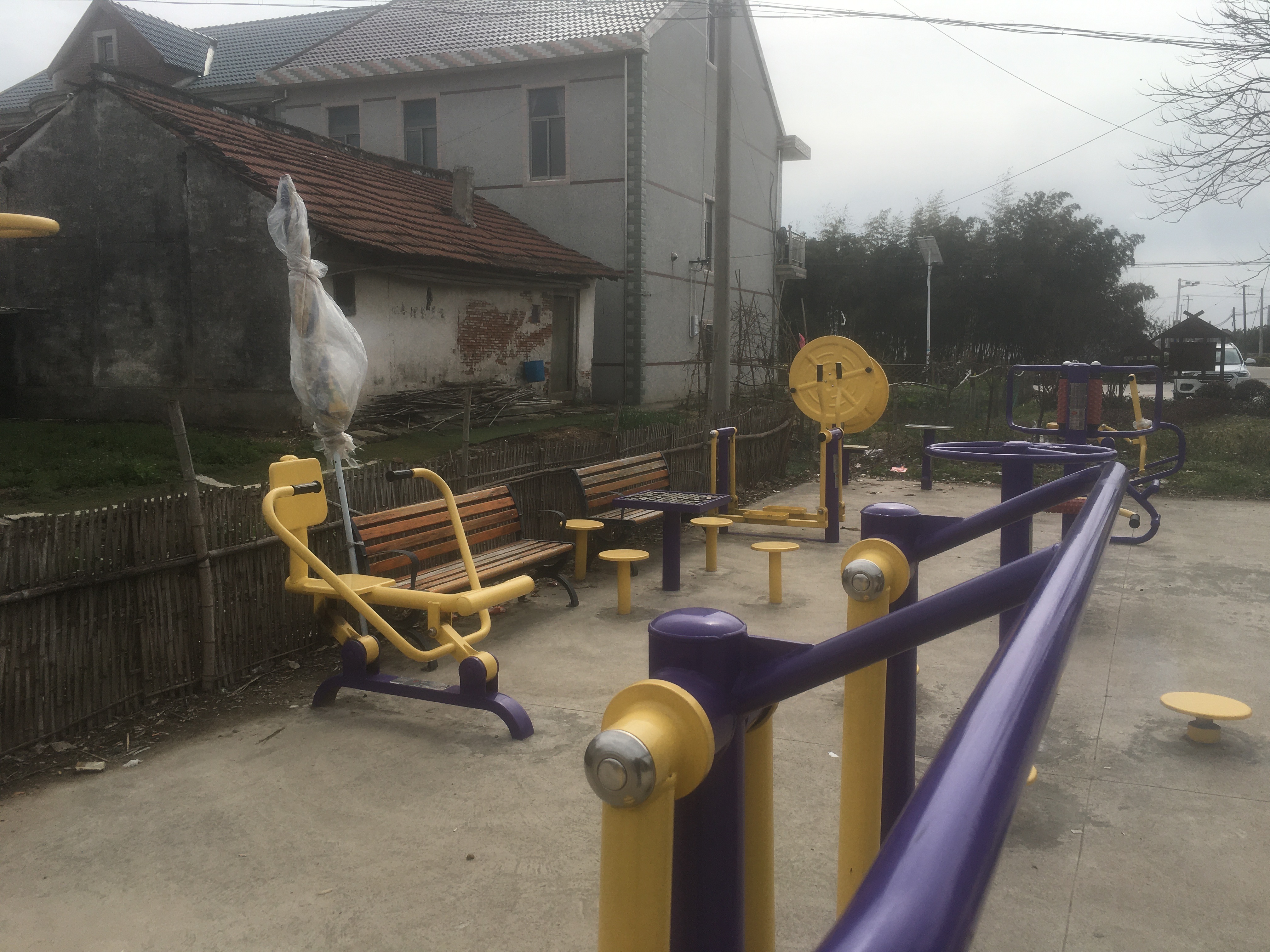 �¼��ž�ί�ὡ���㣨�ģ�