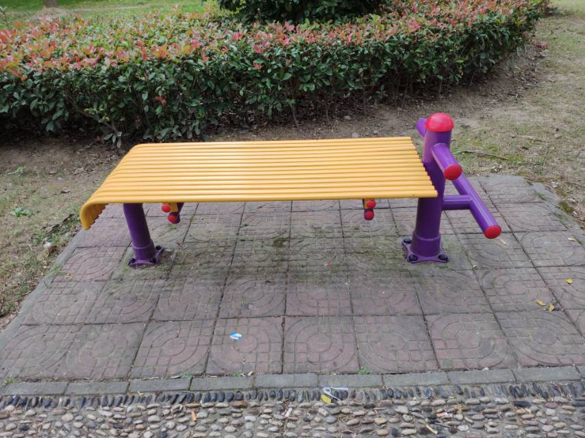 仰卧起平台 仰卧起平台