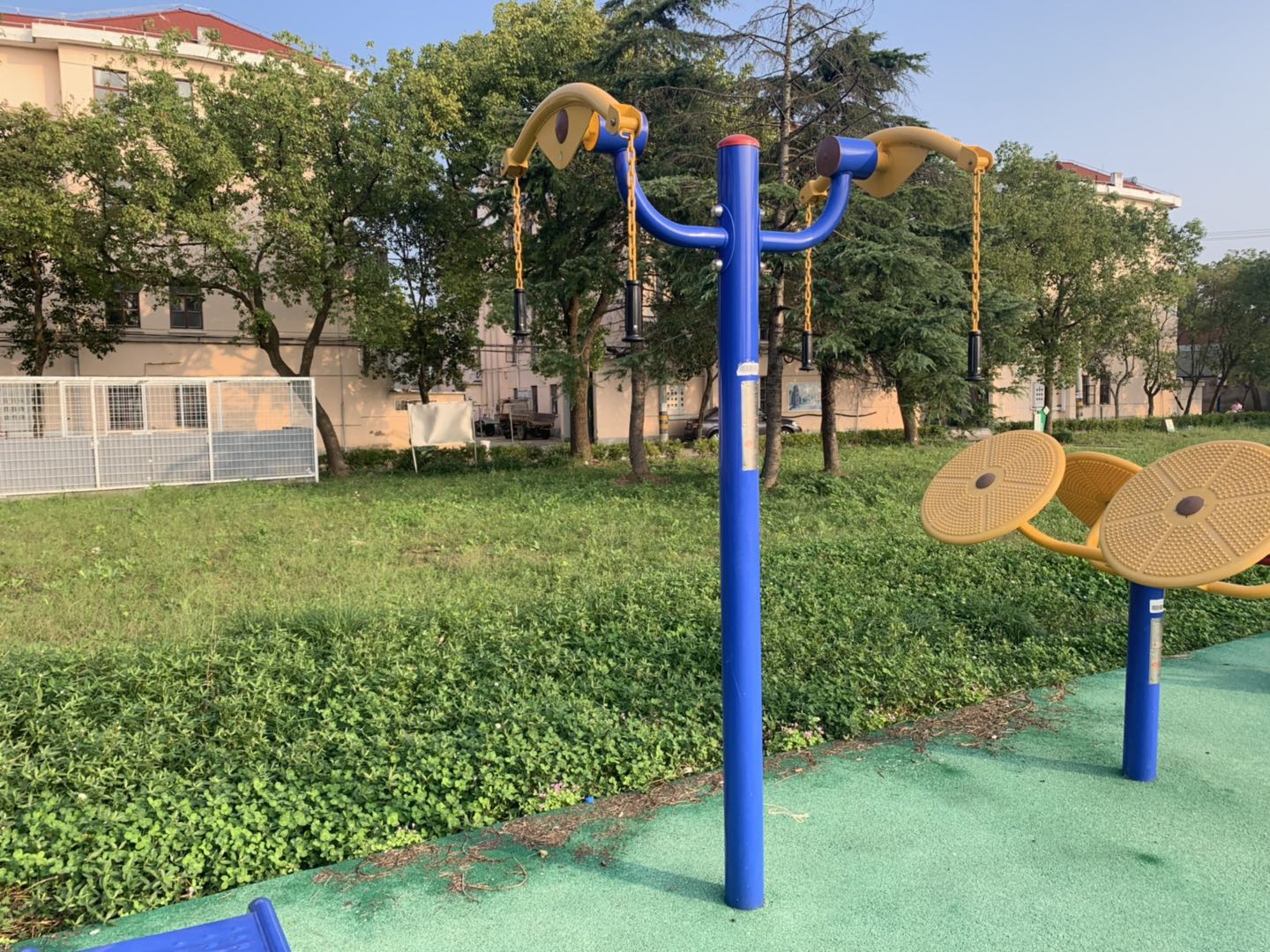 ��֫ǣ����