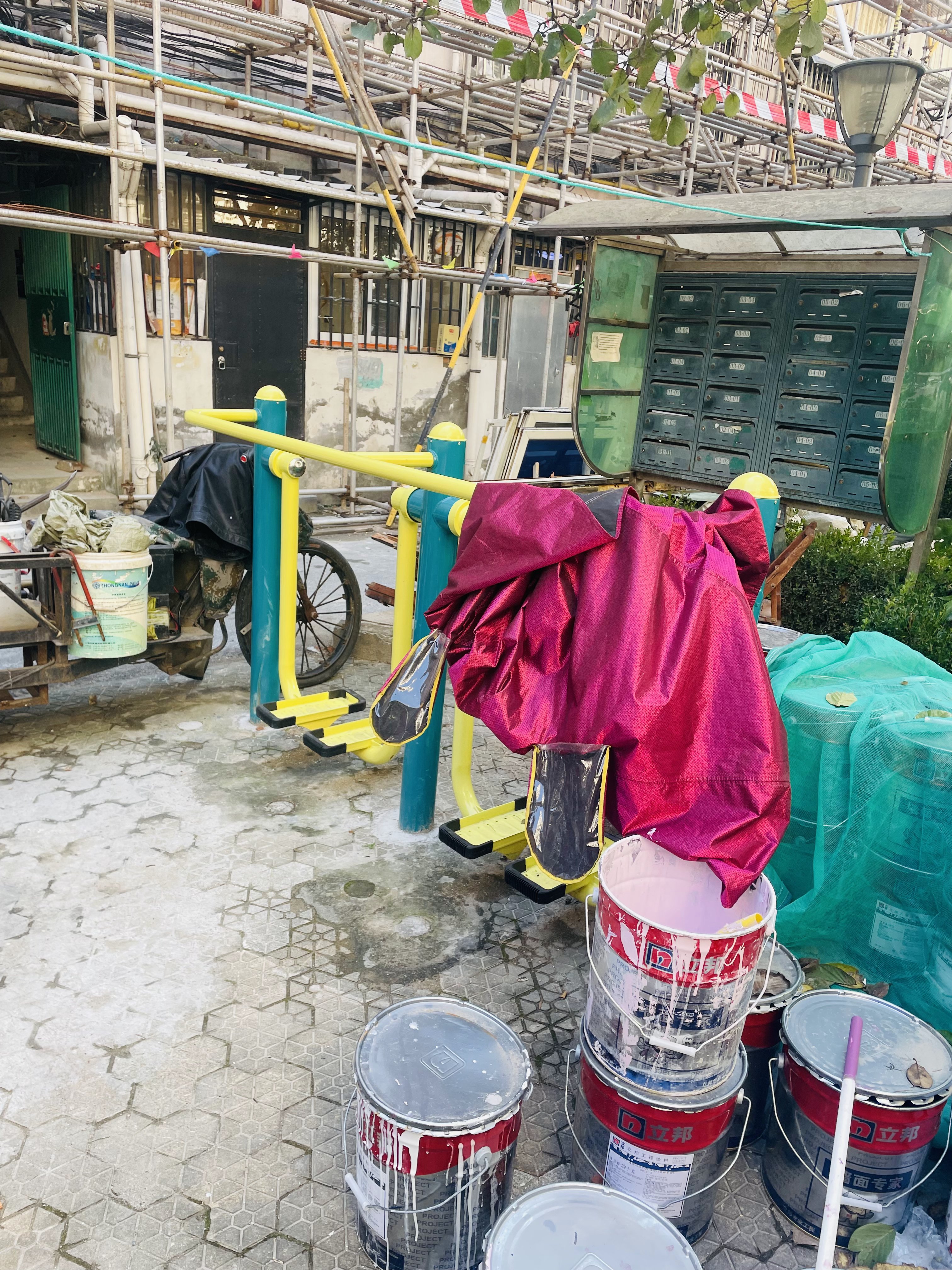 ��λ����̫��������