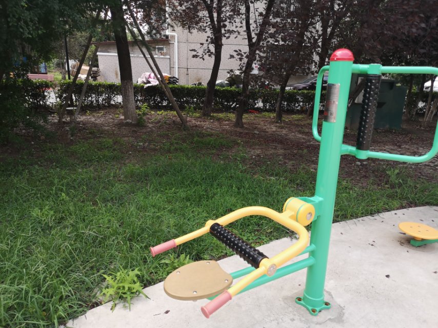 ��ʽ������Ħ��