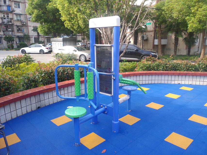 ˫����������Ħ��