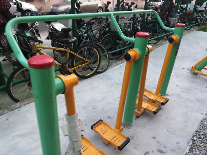 ����������