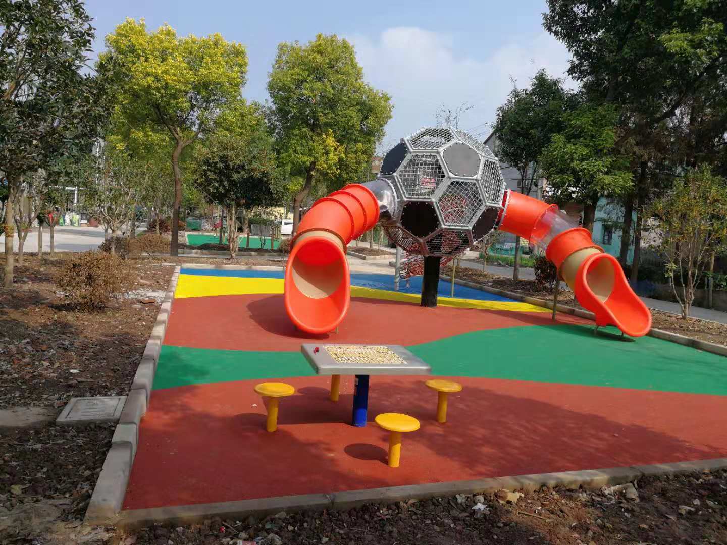 �����ˮ�����������ǽ�����