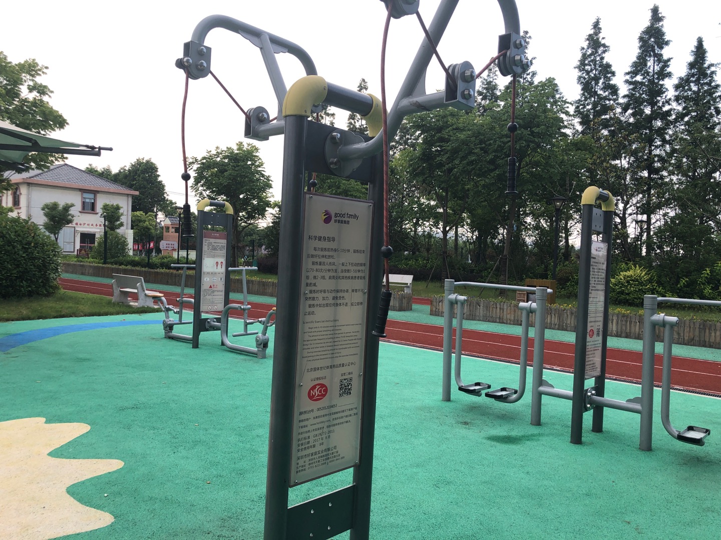 ��֫ǣ����