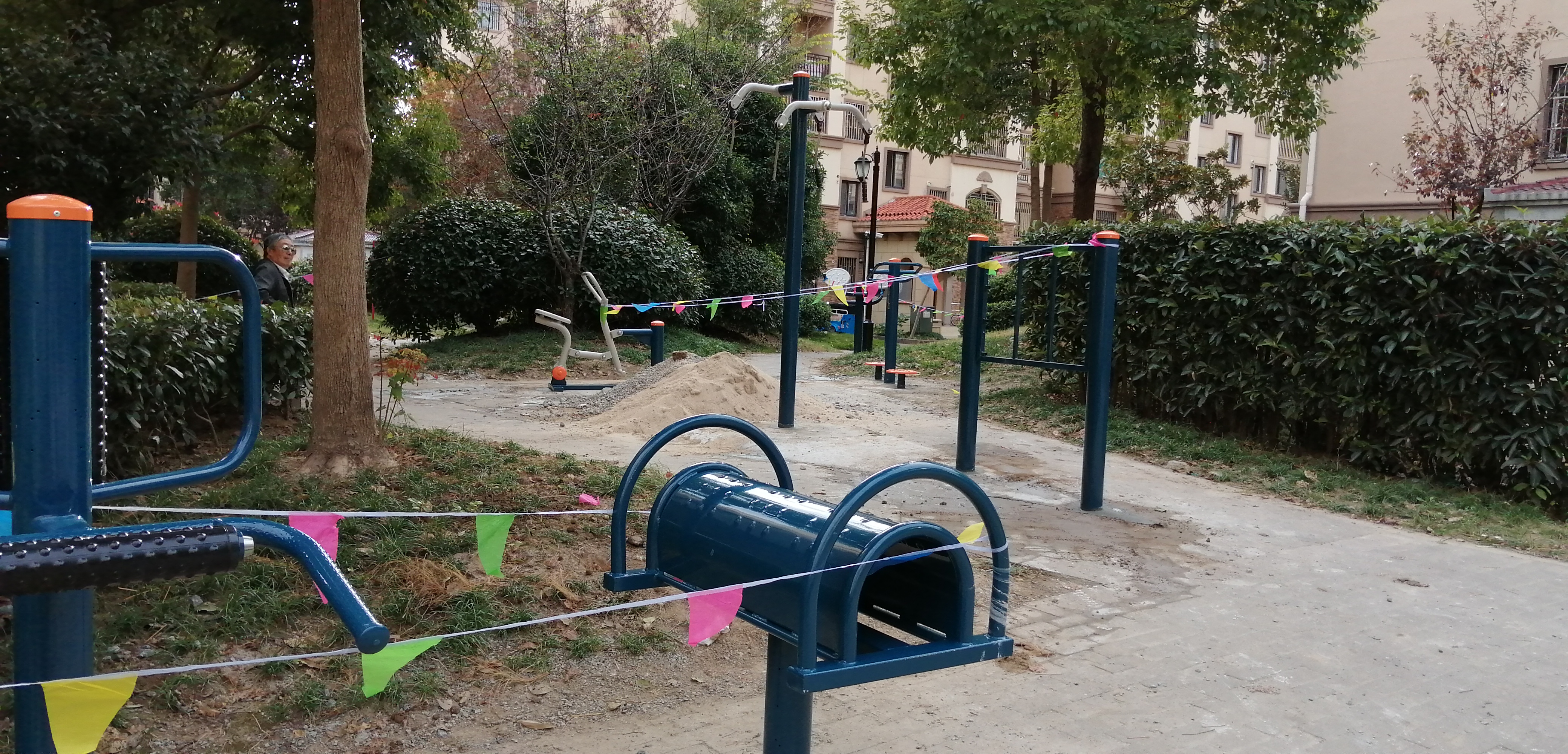 ���˼�԰������