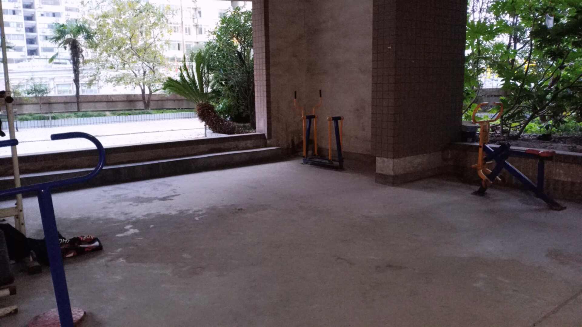 �Ǻ�����С���Խ�