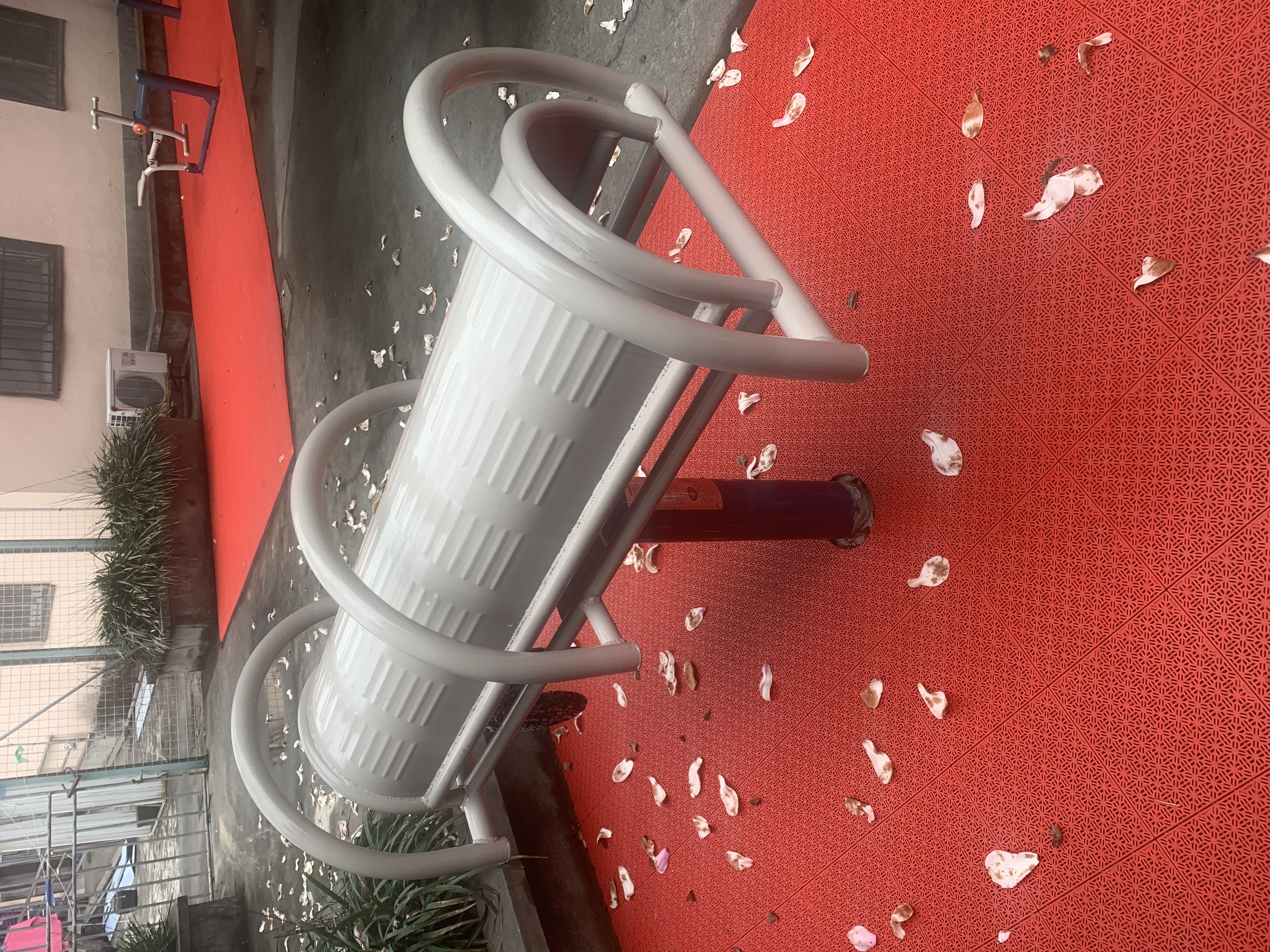 ����չ����