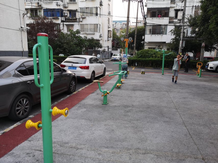 ���Ͼ�ί����Է��A