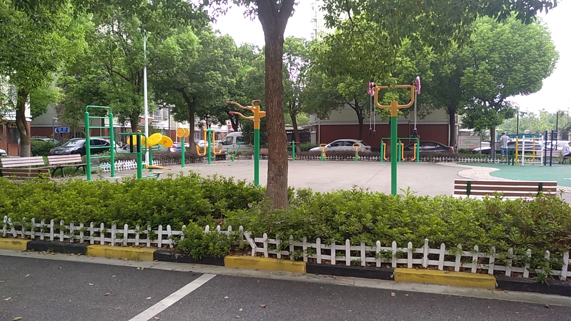 �������԰1��413���Խ���·��