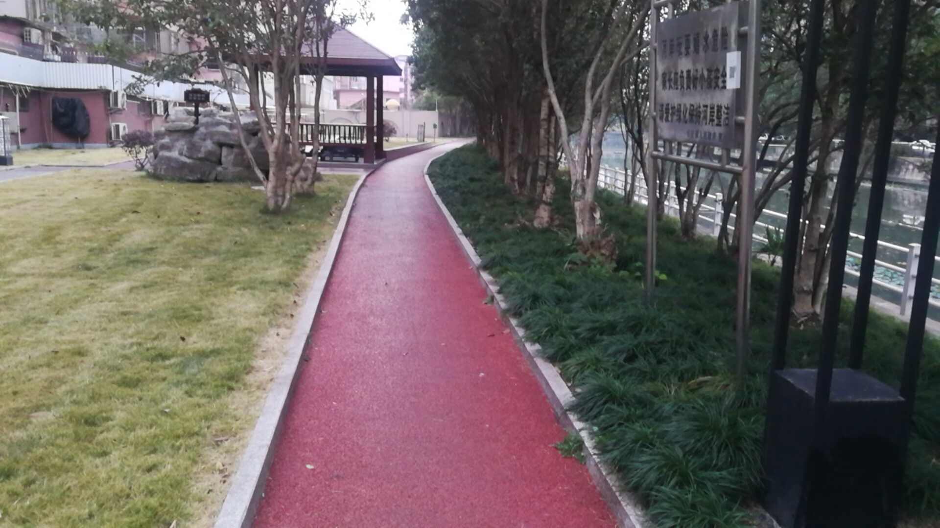 ����Է����������