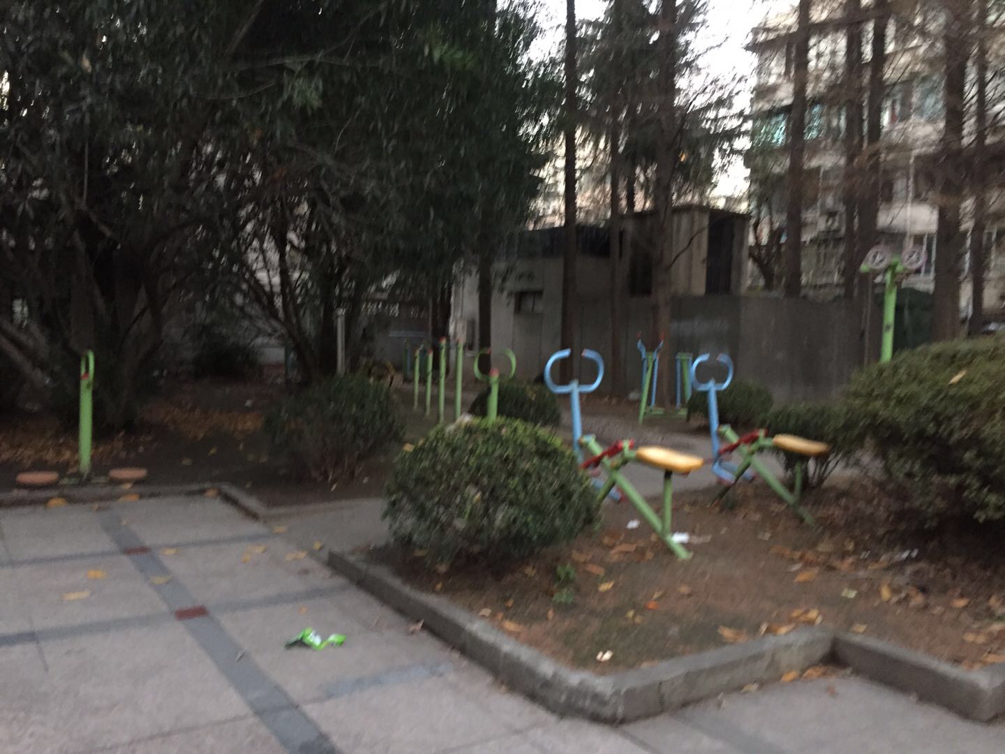 �ƴ��ί������B