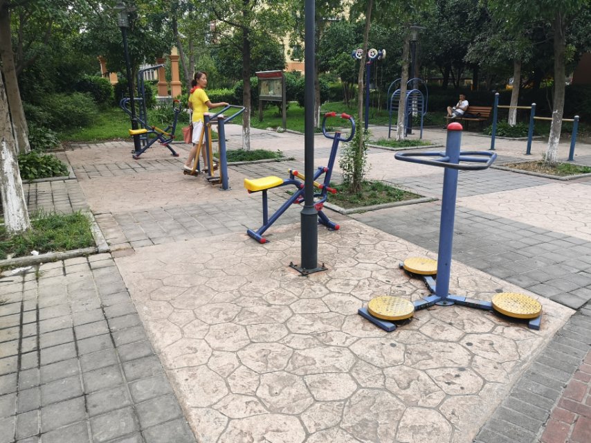 ����ʢ�ؾ�ί����Է��C