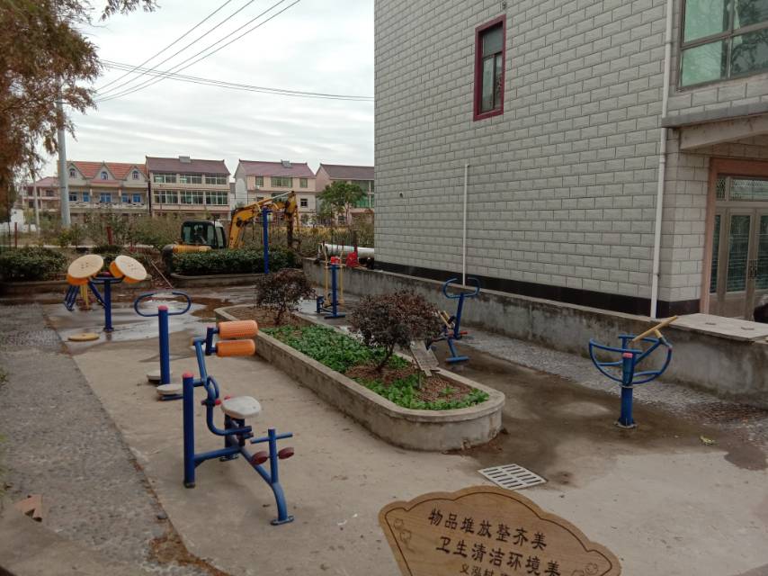 �����Է������2��ƽ�Ⱦ�ί��