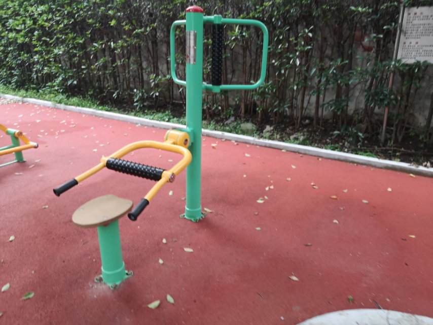 ��ʽ������Ħ��