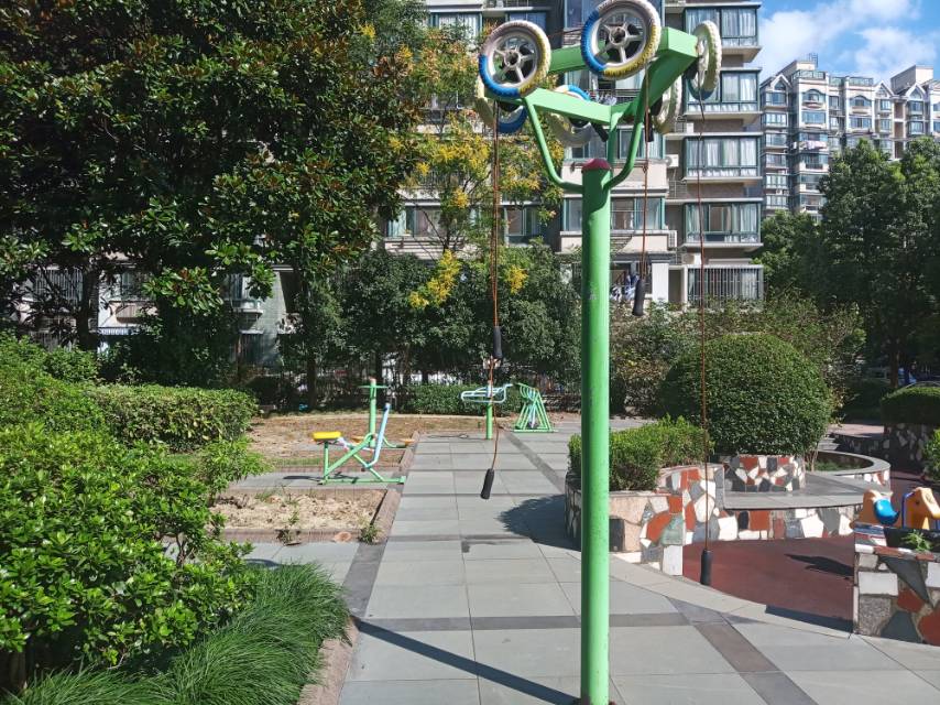 �������ܼҶɽֵ����о�ί������ ���򺽶�·433Ū��