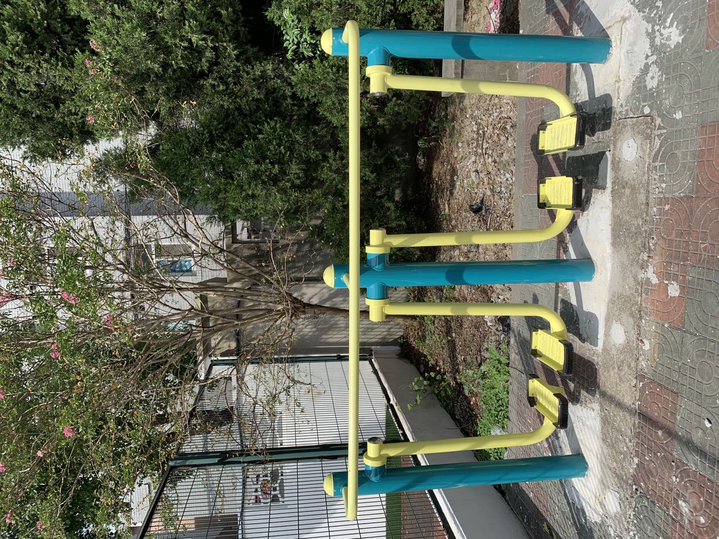 ��λ����̫��������