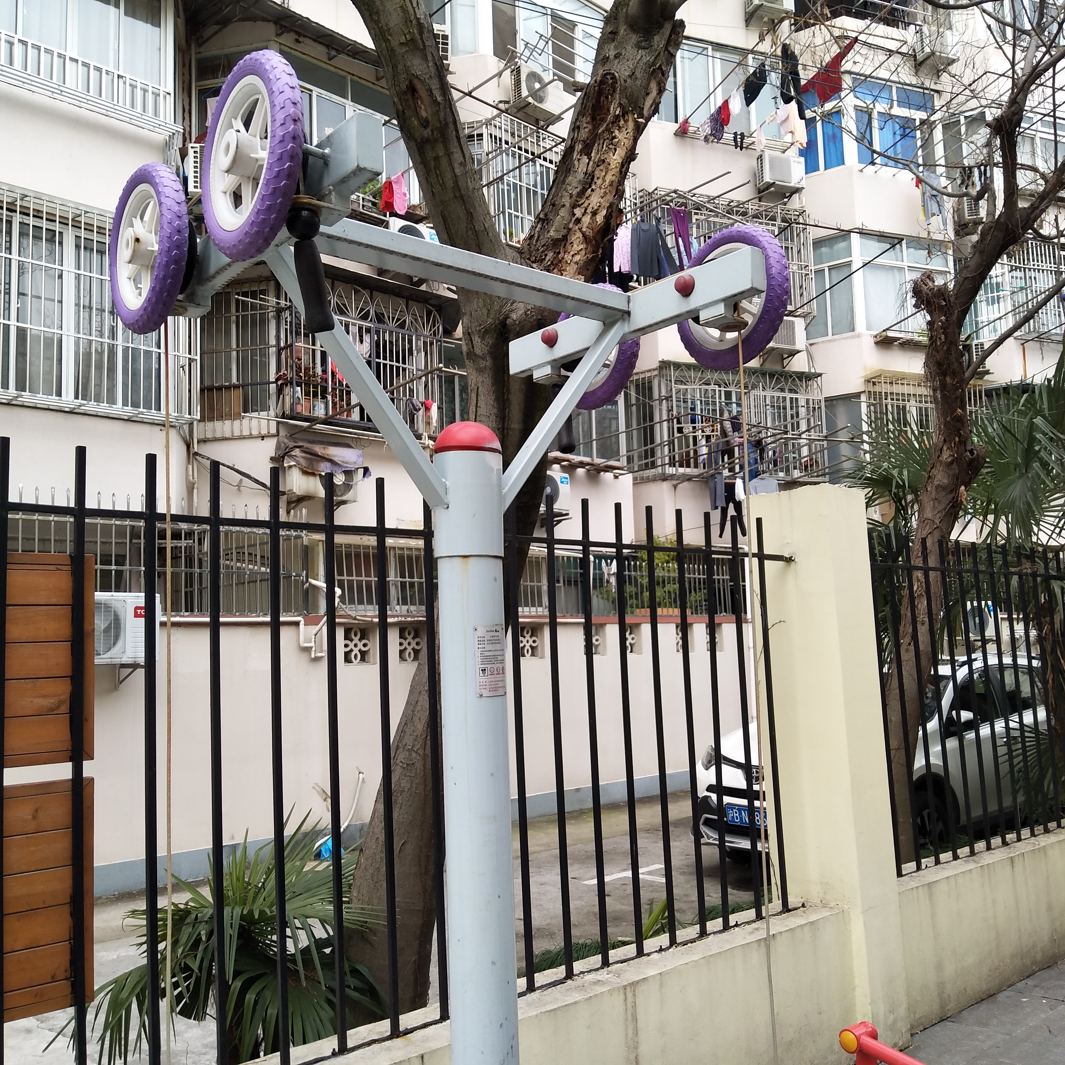 ��֫ǣ����