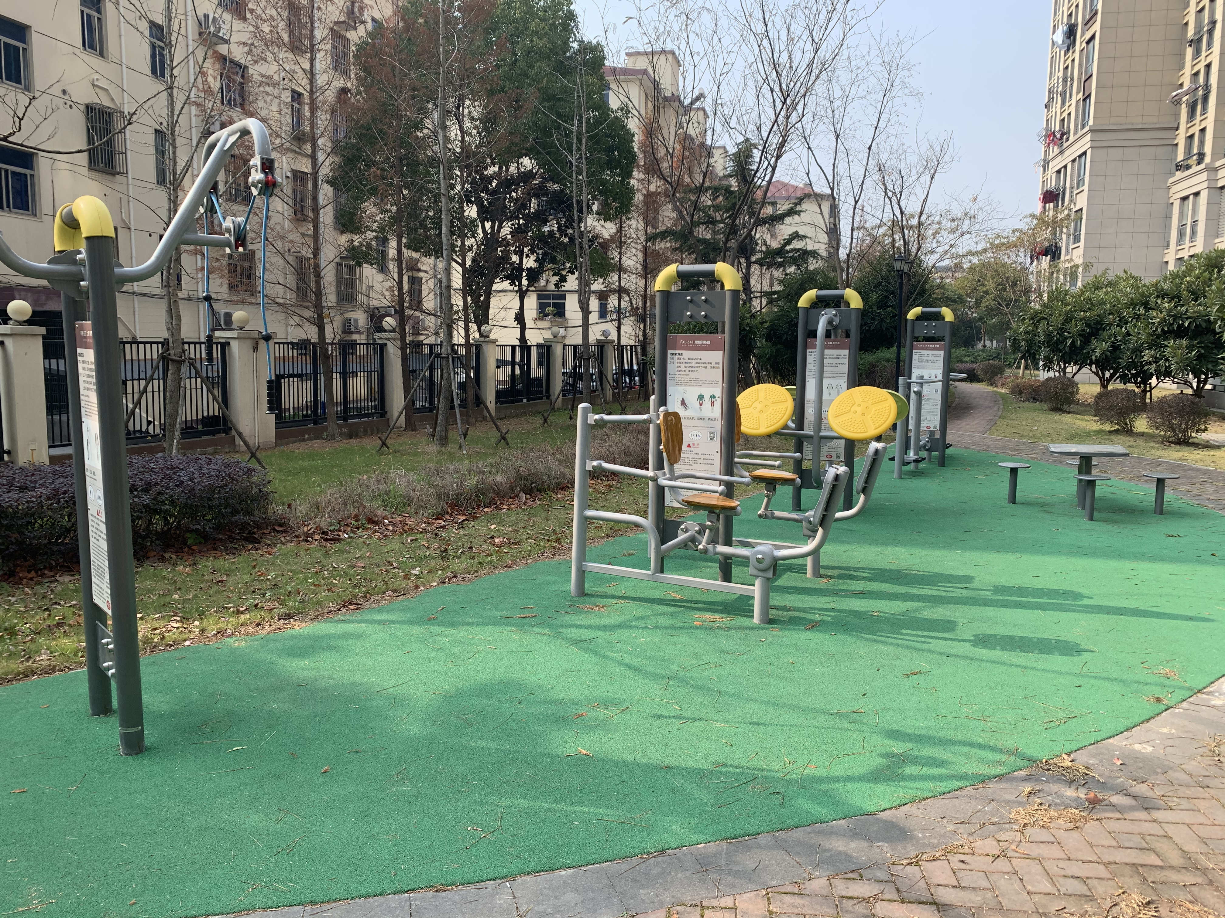 �����������Ź�Ԣ���ǽ����㣨����