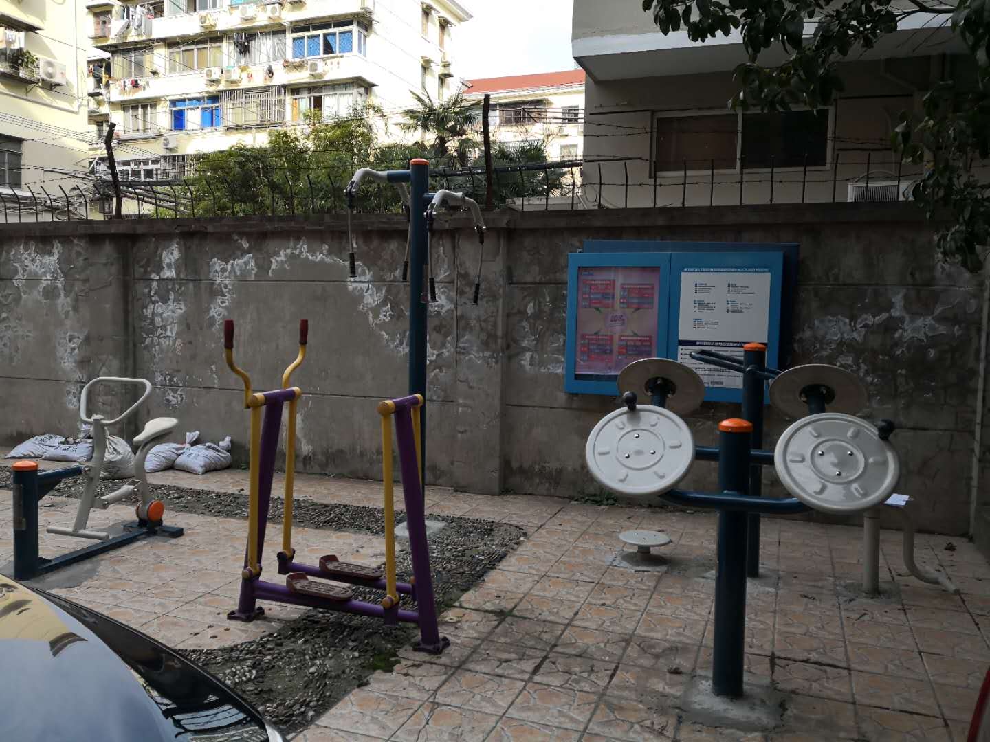 �������ƽ���·�ֵ�Э�;�ί�����㣨��ͳ·1088Ū��