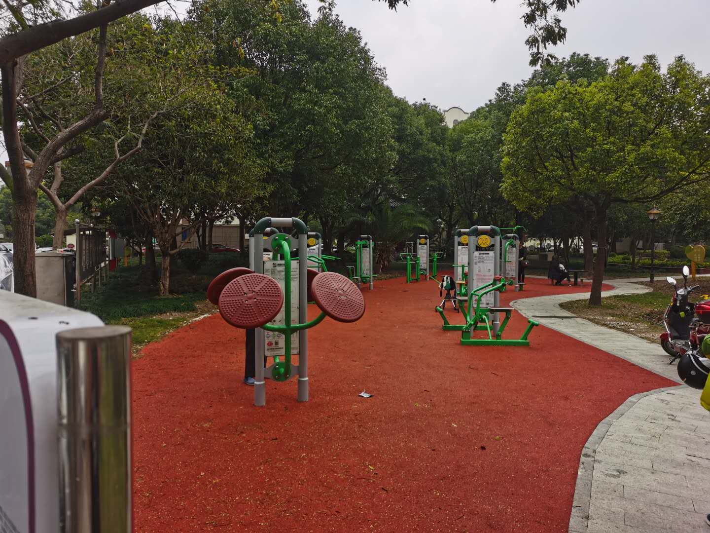 ����������Է�������ǽ���Է��