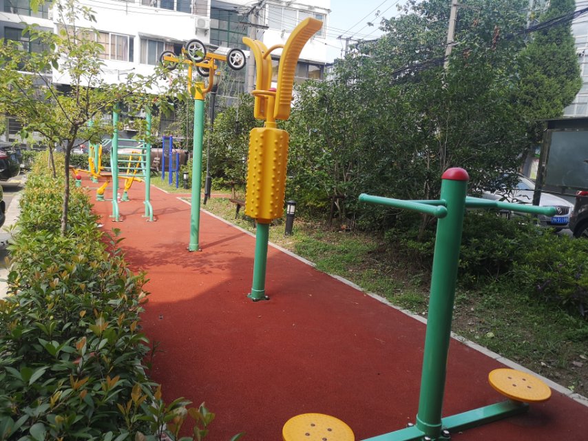 ������ί����Է��A