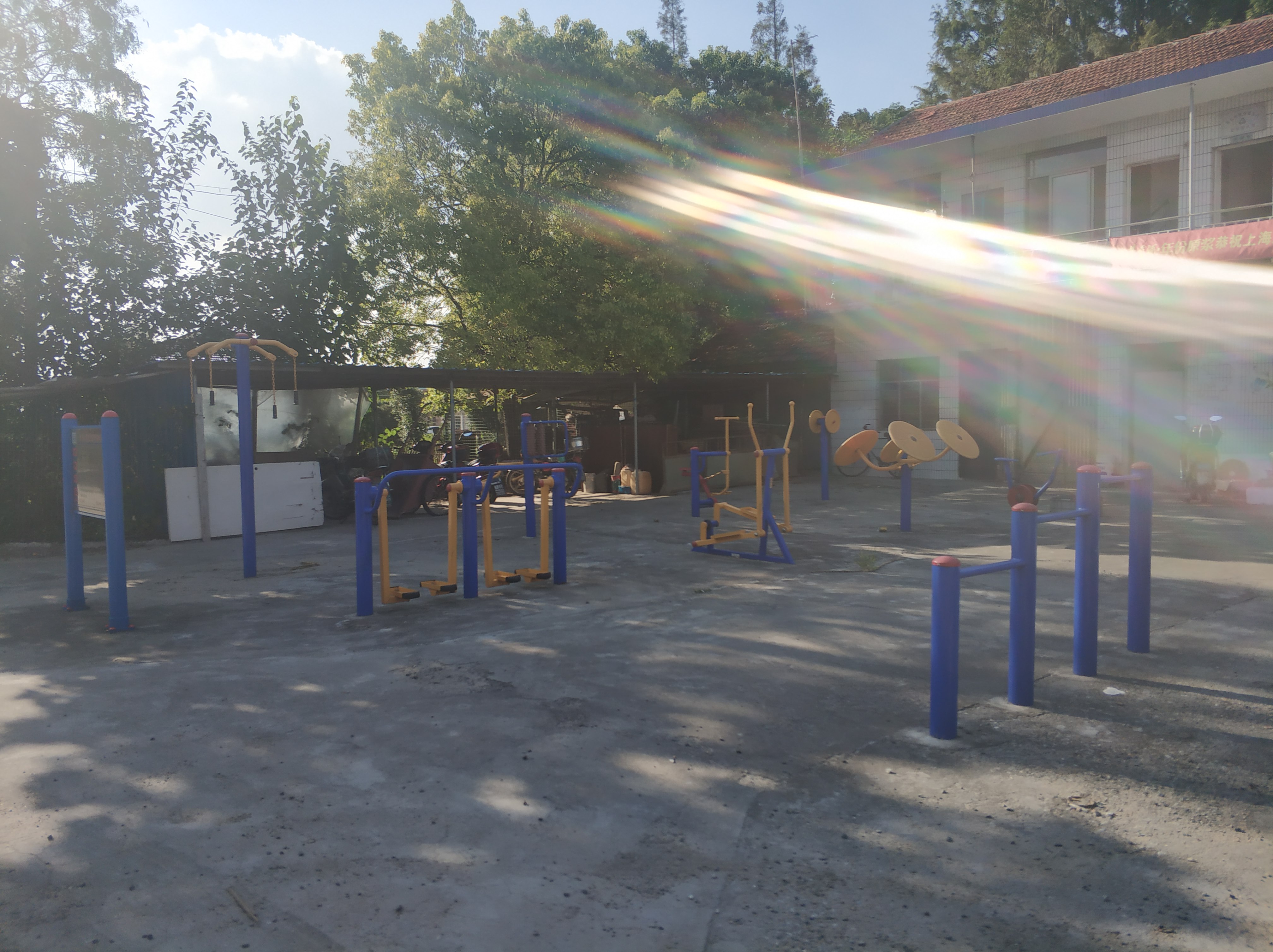 �����ί����Է��