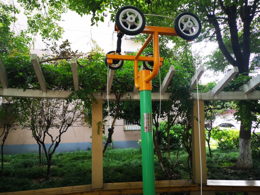 ��֫ǣ����