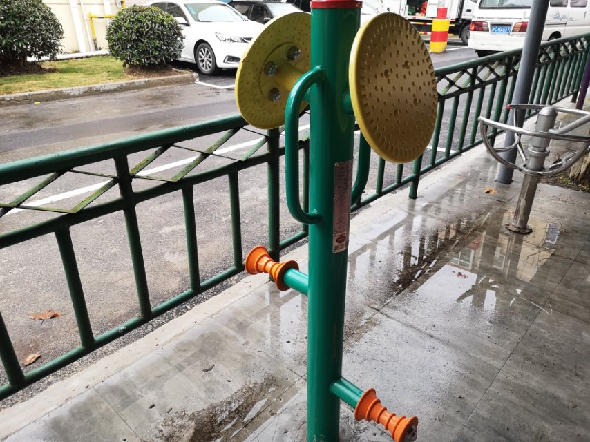 ��Ħ������