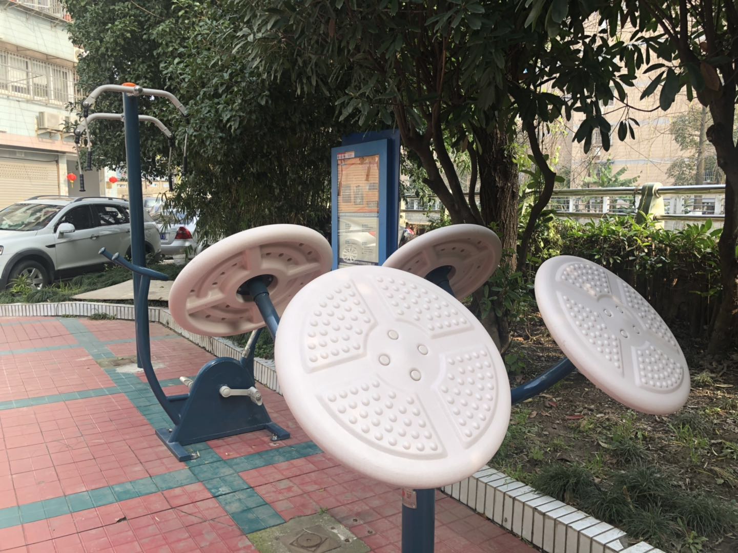 ������������·�ֵ����־�ί�����㣨�ӳ���·700Ū��